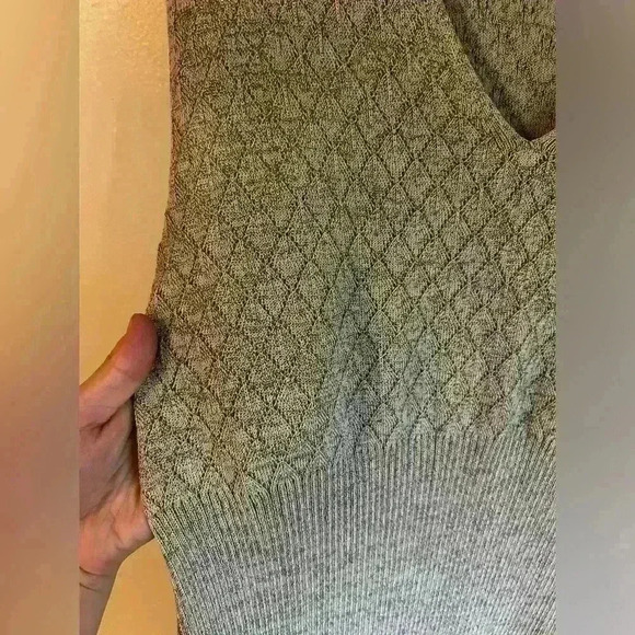 EMANUEL UNGARO Sleeveless V Neck Knit Maxi Dress Silver Grey Size M - Picture 3 of 5